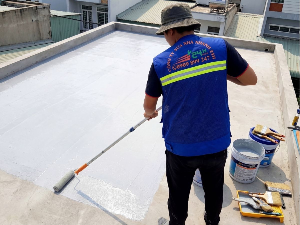 Quét lớp Primer chống thấm