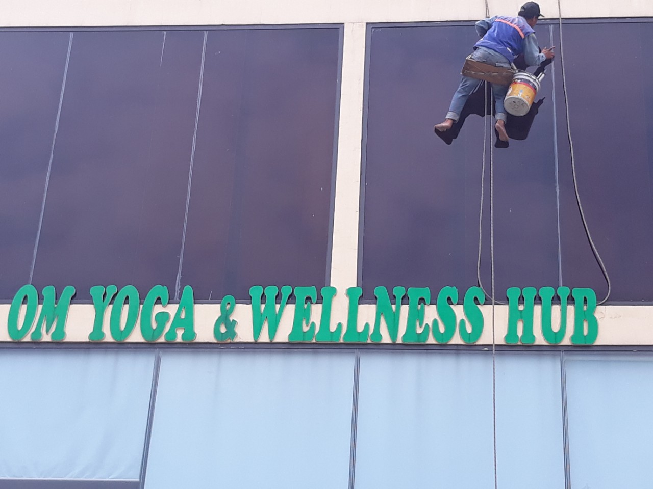 Thi công chống thấm tại Om Yoga & Wellness Hub